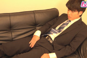 エリート風イケメンの秘められた欲望！スーツの下に隠された官能的な自慰行為