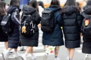 韓国の女子生徒の間でダウンコートが流行りすぎてる問題ｗｗｗｗｗｗｗｗｗｗｗｗｗ