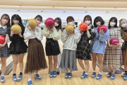 【動画】ボウリングをする可愛い女の子たちｗｗｗｗｗｗｗｗ