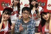 【朗報】ワイ、人気セクシー女優達とラブラブハーレム5ショット撮影をしてしまう