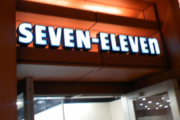 【画像】セブンイレブンの新商品ｗｗｗ