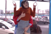 《エロ動画×JD･MM号》大学生カップルを捕まえ彼氏を外に放り出し２１歳のお姉さんをマジックミラー号の中で餌食にされ裸になりAV男優と浮気セックス
