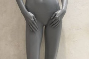 【画像】最近のマネキン、頑張ればシコれるレベルに