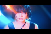 「才能は健在」元欅坂46平手友梨奈、MVで圧巻のダンス披露！無我夢中で踊り狂う 「表現力がすごい」絶賛の声\