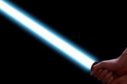 【動画】ライトセイバーの斬り合いで『瞬殺』できる方法、見つかるwwwwwww