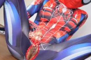 【個人撮影】マ●コ丸見えドエロなスパイダーマンコスの彼女と正常位ハメ撮りする素人カップルフェチ映像！