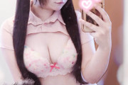【画像】こんなんおっさん達をシコらせるためのえろコスプレだろ！？