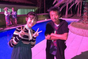 【画像】浜辺美波さん、ナイトプールでのえちえち写真をインスタに投稿ｗｗｗ