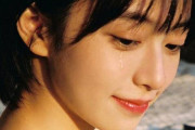 【AIグラビア】涙を流す美少女40選。リアル調で描く、儚くも美しい泣き顔まとめ