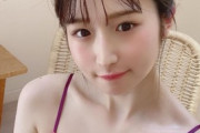 童顔ロリ美少女・貝賀琴莉、水着グラビア画像が可愛すぎるww美谷間ビキニ姿のオフショット写真に絶賛の声！