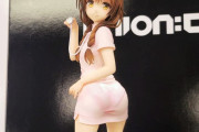 【朗報】ToLOVEるの新作フィギュア、小学生のパンツを透けさせてしまうｗｗｗ