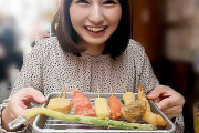 本田瞳 酔っ払ったショートボブのお姉さんとハメ撮り！ホテルでちんぽをフェラするエロ女