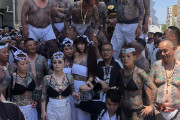 【画像】浅草のお祭りさん、令和とは思えないほどヤバい
