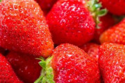 【悲報】日本のイチゴ、残留農薬が多すぎて台湾で毒物扱いされてしまう