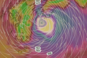 【悲報】台風10号、916hPaというキチガイ勢力持ったまま今週末日本上陸へw