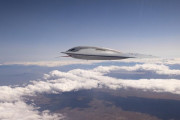 【画像】アメリカの新型爆撃機の飛行写真ｗｗｗｗｗｗｗｗｗｗ