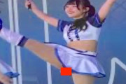◆【動画】可愛すぎるチアリーダーがうっかり数千人の前でマ○コ丸出し ← これはエロい