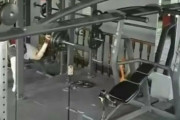 【閲覧注意】 男性がバーベルで首を圧迫され死亡 ジム経営者は1000万円相当を賠償 中国河南省