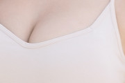 【画像】菊地姫奈さん(21)、豊かな乳房を披露するｗｗｗ