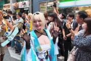 【画像】美少女侍コスプレイヤー、お●ぱいデカすぎて零れるｗｗｗｗｗｗｗｗｗ