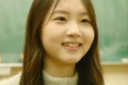 【中国の奇跡】夜間学校で発見された美少女…透明感すぎる素顔と清楚な私生活