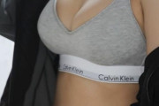 【画像】Calvin Kleinの有効活用がこちら