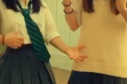 TikTokのJKがめっちゃセクシー！！！　JKのスカートって不思議だよなwwwwwww