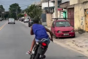 【動画】黒人陽キャ｢バイク楽し〜！｣ｷｬｯｷｬ
