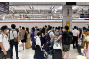 脱出「ずっと我慢してた」帰省ラッシュ初日の東京駅…前年比5割増