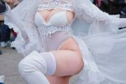 【画像】白人コスプレイヤーさん、骨格がセックスすぎるｗｗｗｗｗｗ