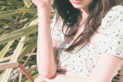 女優の井桁弘恵、水着カレンダー2022の画像がセクシーすぎるwwちょっとエッチで美しい表紙にファン大興奮！