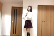 STU48沖侑果、純白パンチラ生配信！SRでお尻丸出しになってる