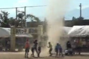 【動画】松山市の運動会で竜巻発生　子どもたちも大喜び