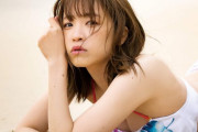 【画像】美人声優・諏訪彩花さん、エッチすぎる水着を披露してしまう