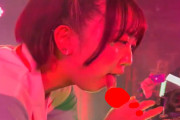 【エロ動画 素人】 地下アイドルがライブ中に男性客にフェラしてしまう