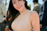 「下着とどう違う？」 38歳の“美しすぎる気象予報士”　インスタでの“胸強調”写真に辛辣意見…NHK中川アナも“裸に見える服”で炎上