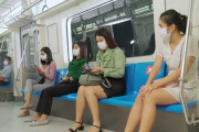 電車でドスケベザエッチセックスの女が盗撮される
