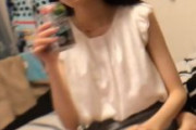 【エロ動画 素人】 20歳になったばかりで男友達と宅飲み。2人がかりで中出しされてしまう女子大生