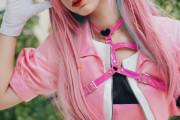【動画】コスプレイヤーさん、お尻を出すｗｗｗ