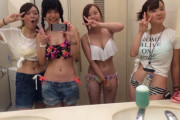 【画像】JKさん、多目的トイレでエッチな自撮りをしてしまう