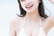 【画像】日向坂46影山優佳が水着姿を解禁！！！1st写真集から白ビキニ姿の先行カットが公開されファン衝撃！