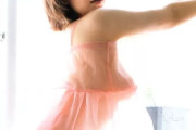 【画像】村重杏奈の乳首