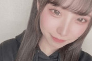 【表舞台から消された禁断データ】現役アイドル・F乳剛毛18歳ちゃんの闇堕ち中出し記録レビュー