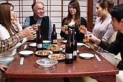 【無】町内会の慰労会で媚薬入りお酒を飲まされた３人の人妻が乱れまくり大乱交！姫川きよは／真中陶子／沢村れいか