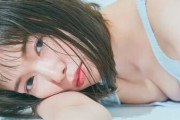【朗報】佐藤栞里、美しい胸元を披露！！ｗｗｗｗｗ（画像あり）