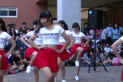 【動画】おっぱい女子中学生の変なダンスwww