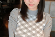 【画像】こういう地味な女の子って服脱がすと意外といいカラダしてたりするんだよな🤭