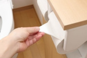 【衝撃】女がケツを拭く回数wwwww