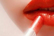 【画像】最近のJKが口紅だけ真っ赤にする理由ｗｗｗｗｗｗ