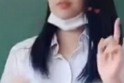 【画像】女子高生「tiktokでダンスしま～す」→ヤバすぎるｗｗｗｗｗｗｗｗｗｗｗｗｗｗｗｗ